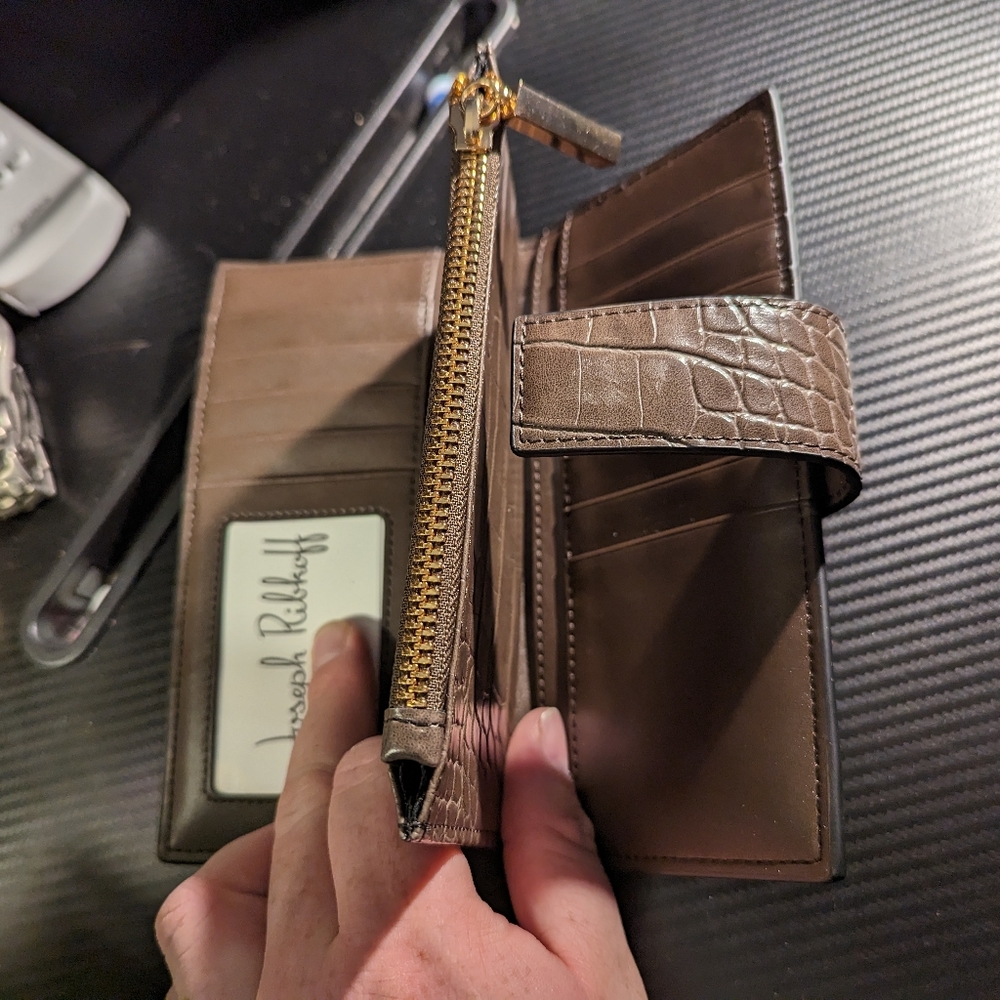 Joseph Ribkoff Wallet - Picture 4 of 5